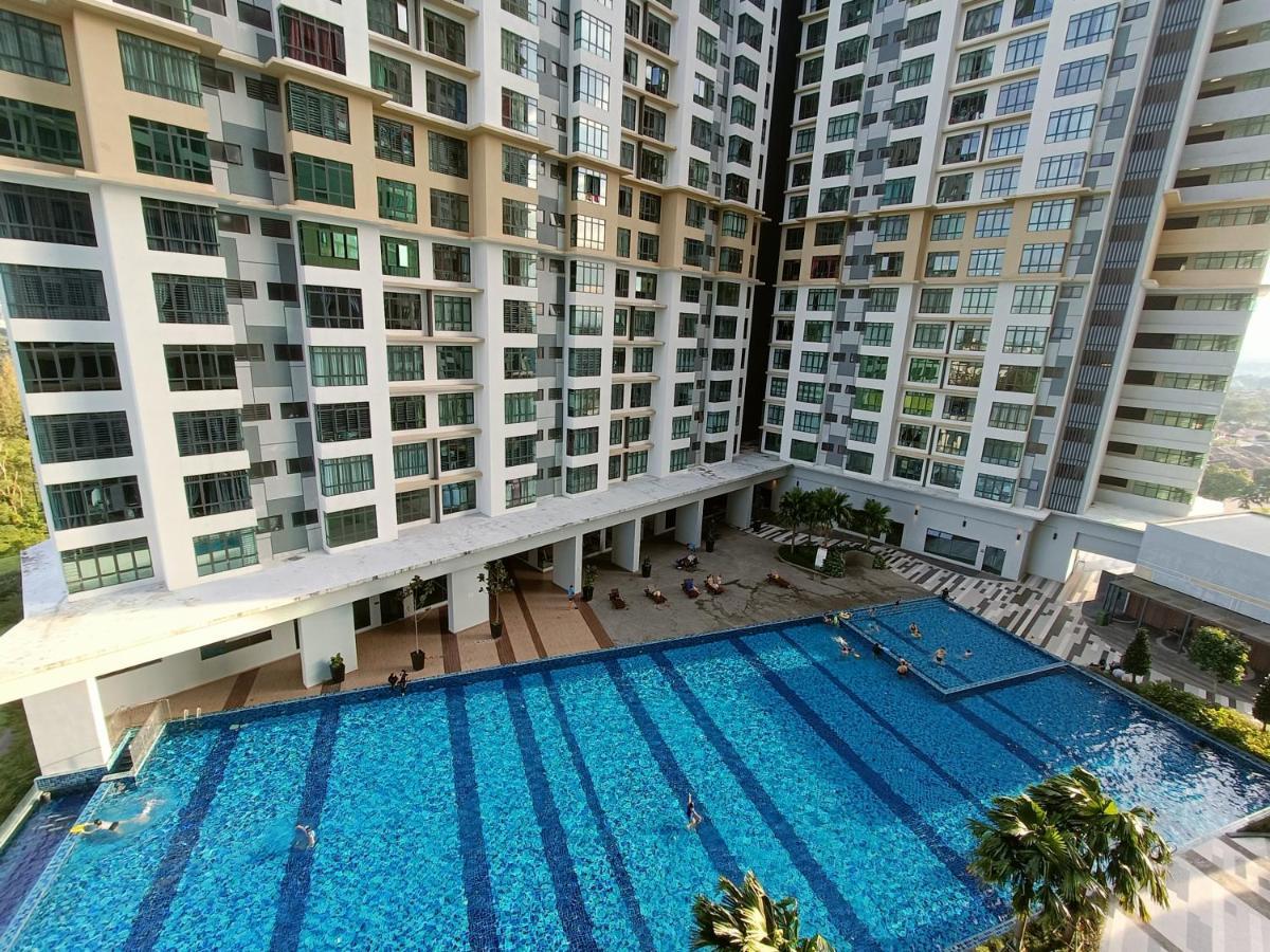 Apartamento Arc Austin Hills Residensi By Antlerzone Johor Bahru Exterior foto