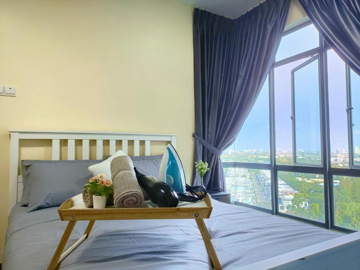 Apartamento Arc Austin Hills Residensi By Antlerzone Johor Bahru Exterior foto