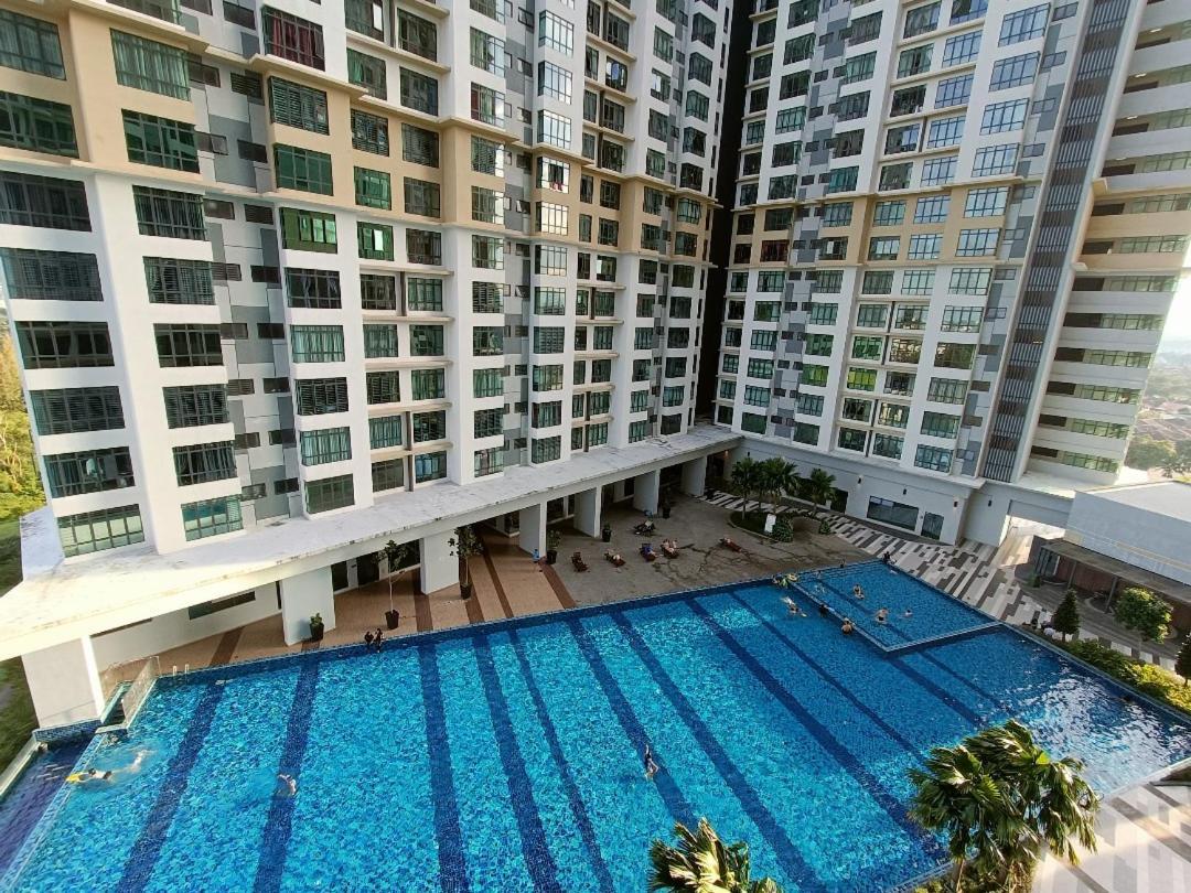 Apartamento Arc Austin Hills Residensi By Antlerzone Johor Bahru Exterior foto